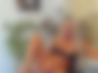 Live cam show with BlueEyesDesire - Deepthroat on madthumbs