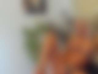 BlueEyesDesire's Live Sex Cam Show