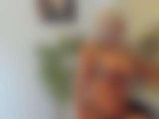 BlueEyesDesire's Live Sex Cam Show