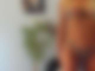 BlueEyesDesire's Live Sex Cam Show