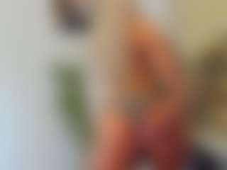 BlueEyesDesire's Live Sex Cam Show