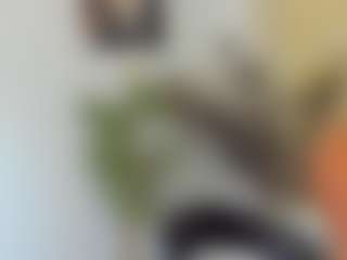BlueEyesDesire's Live Sex Cam Show