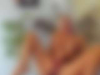 BlueEyesDesire's Live Sex Cam Show