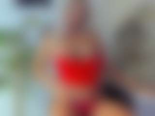 BlueEyesDesire's Live Sex Cam Show