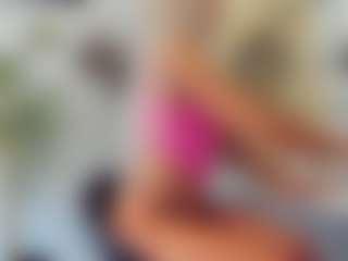 BlueEyesDesire's Live Sex Cam Show