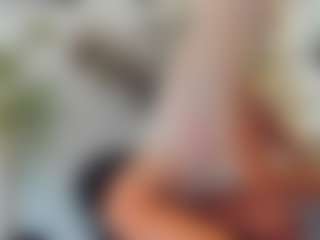 BlueEyesDesire's Live Sex Cam Show