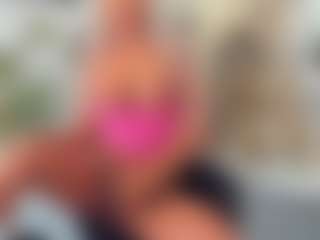 BlueEyesDesire's Live Sex Cam Show