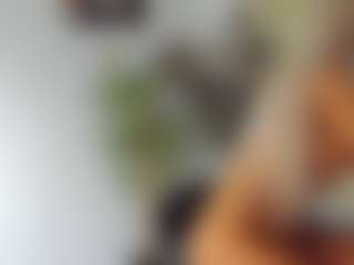 BlueEyesDesire's Live Sex Cam Show