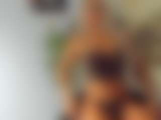 BlueEyesDesire's Live Sex Cam Show