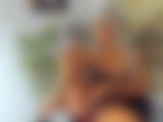 BlueEyesDesire's Live Sex Cam Show