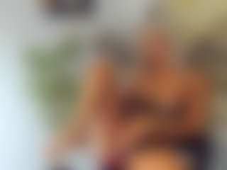 BlueEyesDesire's Live Sex Cam Show