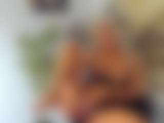 BlueEyesDesire's Live Sex Cam Show