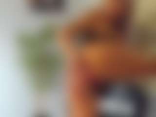 BlueEyesDesire's Live Sex Cam Show