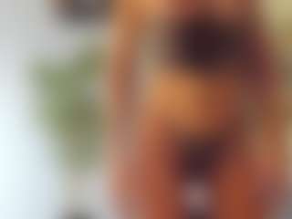 BlueEyesDesire's Live Sex Cam Show