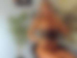 BlueEyesDesire's Live Sex Cam Show