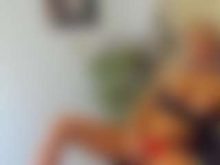 BlueEyesDesire's Live Sex Cam Show