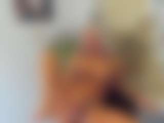 BlueEyesDesire's Live Sex Cam Show