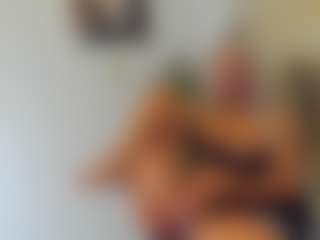 BlueEyesDesire's Live Sex Cam Show