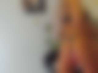 BlueEyesDesire's Live Sex Cam Show