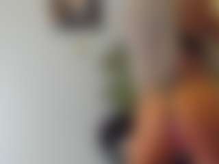 BlueEyesDesire's Live Sex Cam Show