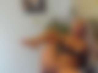 BlueEyesDesire's Live Sex Cam Show