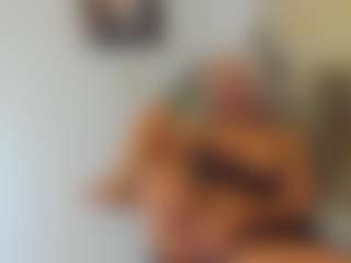 BlueEyesDesire's Live Sex Cam Show