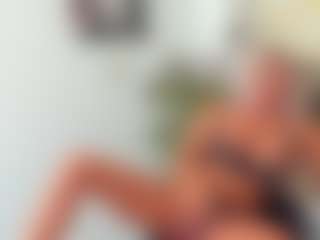 Live cam show with BlueEyesDesire - Mature on Camsoda