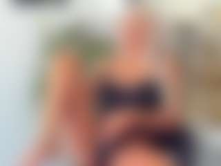 BlueEyesDesire's Live Sex Cam Show