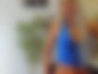 Live cam show with BlueEyesDesire - Athletic Middle Aged on Fling VIP Chat