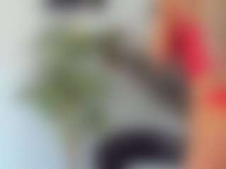 BlueEyesDesire's Live Sex Cam Show