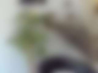 BlueEyesDesire's Live Sex Cam Show