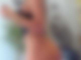 Live cam show with BlueEyesDesire - Asshole Mature on Soda Cam