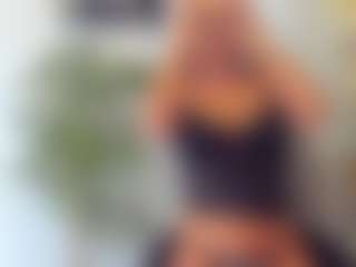 BlueEyesDesire's Live Sex Cam Show