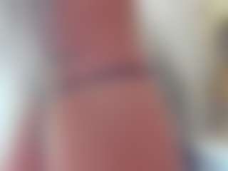 Live cam show with BlueEyesDesire - Flashing on Gym Cam Girls