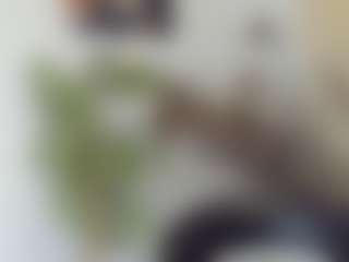 Live cam show with BlueEyesDesire - Shaved Pussy Mature on Soda Cam