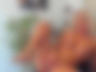 BlueEyesDesire's Live Sex Cam Show