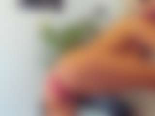 BlueEyesDesire's Live Sex Cam Show