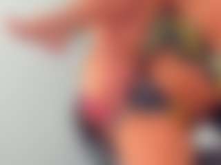 BlueEyesDesire's Live Sex Cam Show