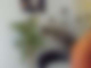 BlueEyesDesire's Live Sex Cam Show