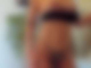 BlueEyesDesire's Live Sex Cam Show