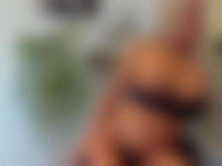 BlueEyesDesire's Live Sex Cam Show