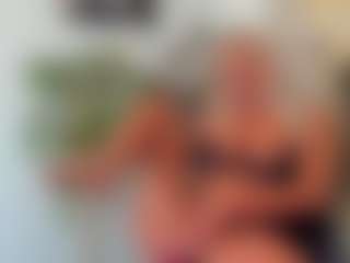 Live cam show with BlueEyesDesire - Asshole on xxxlivecams.org