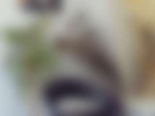 BlueEyesDesire's Live Sex Cam Show