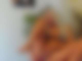BlueEyesDesire's Live Sex Cam Show