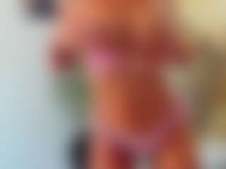 Live cam show with BlueEyesDesire - Strip Mature on Camsoda