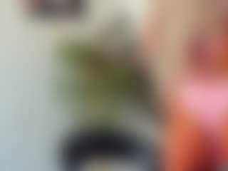 BlueEyesDesire's Live Sex Cam Show