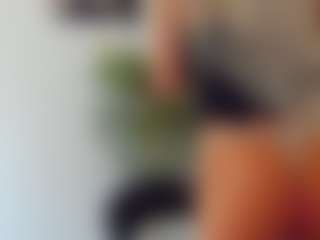 Live cam show with BlueEyesDesire - Fingering on nudelive.tv