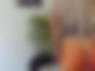 BlueEyesDesire's Live Sex Cam Show