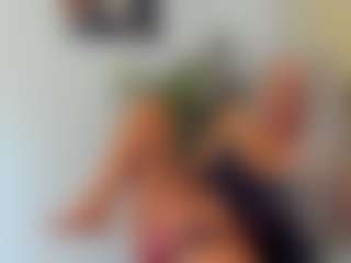 BlueEyesDesire's Live Sex Cam Show