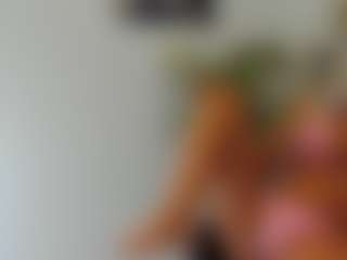 Live cam show with BlueEyesDesire - Solo on Camsoda